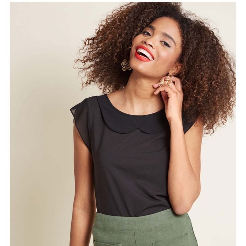 Modcloth beautiful Peter Pan blouse NWT